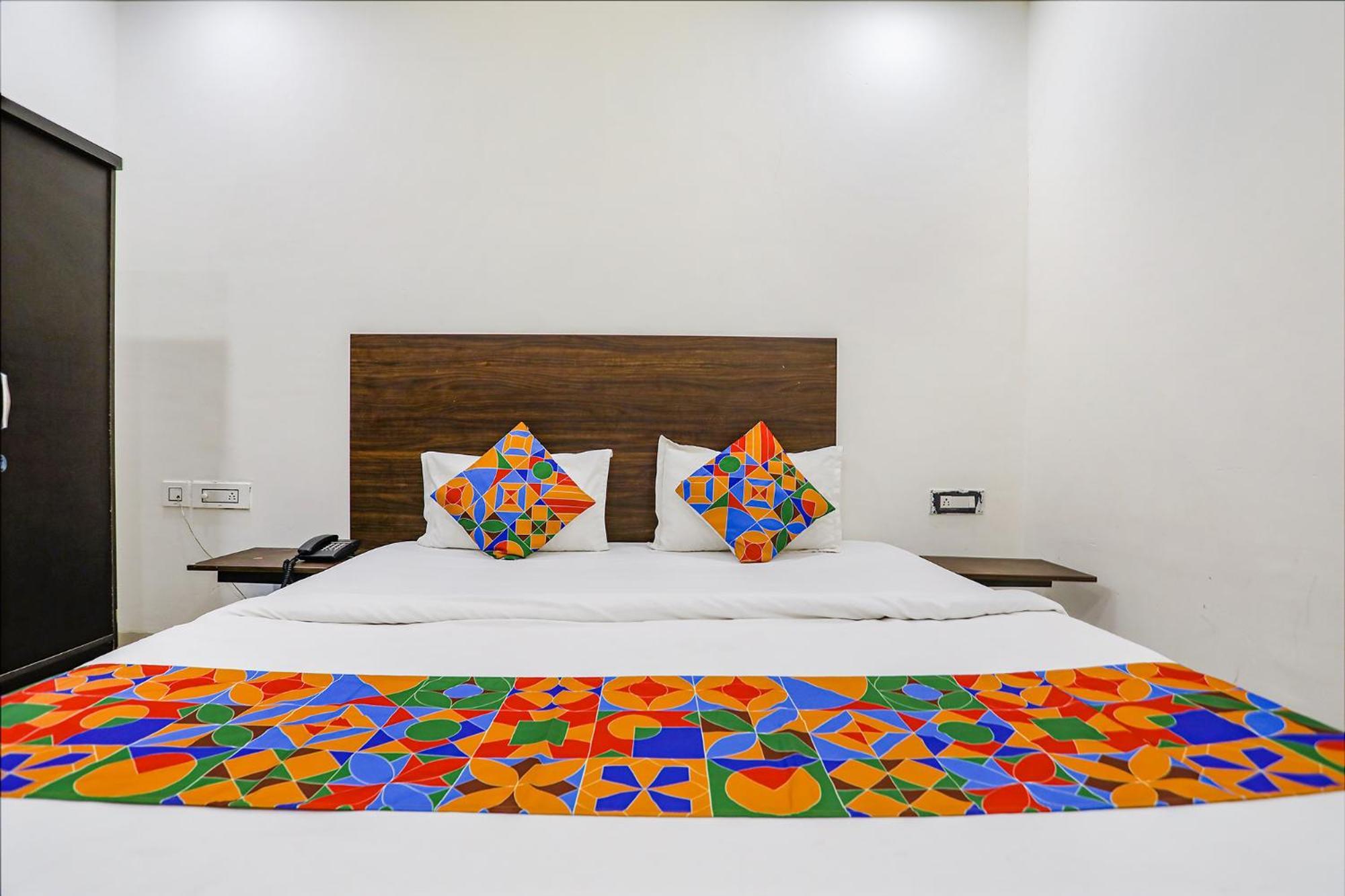 Fabhotel Kinsfolk Ghaziabad Buitenkant foto