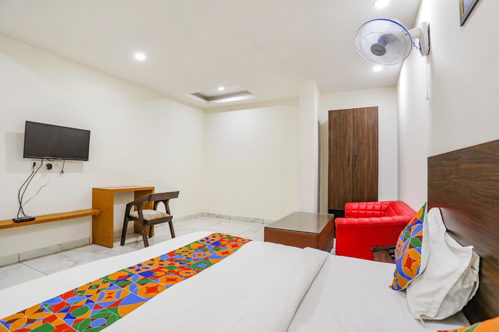 Fabhotel Kinsfolk Ghaziabad Buitenkant foto