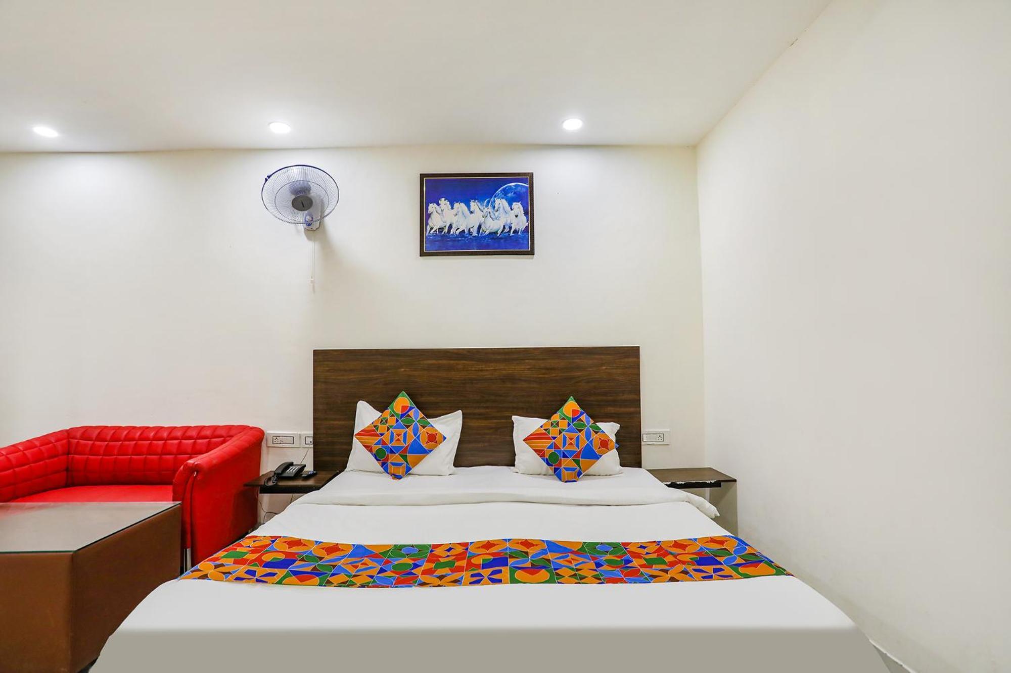 Fabhotel Kinsfolk Ghaziabad Buitenkant foto