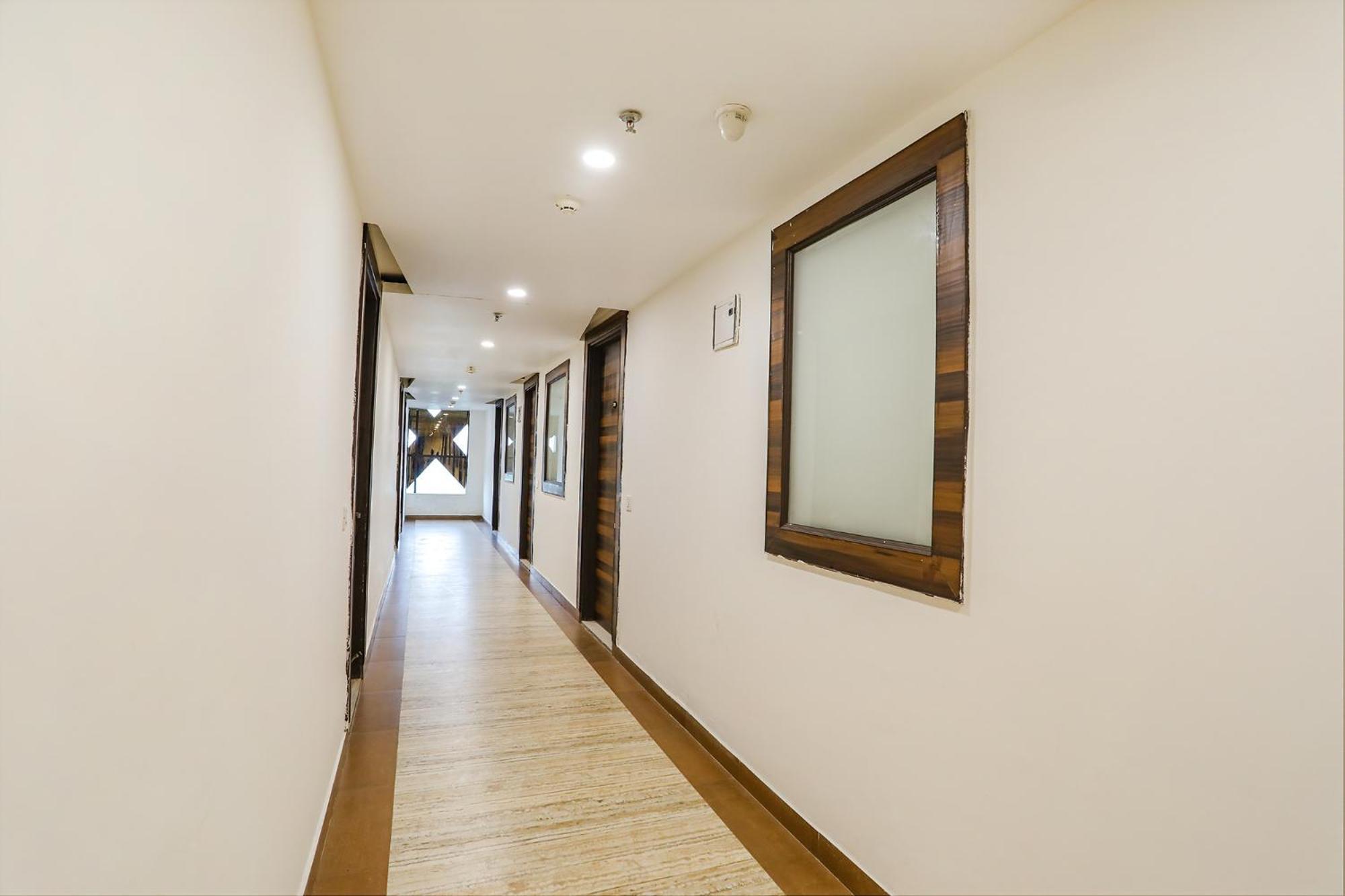 Fabhotel Kinsfolk Ghaziabad Buitenkant foto